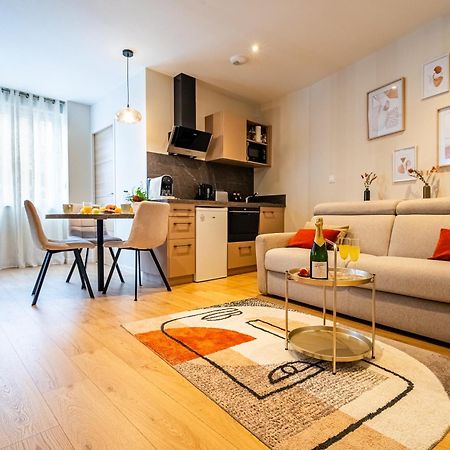 Appartement Au Duplex D'Or Centre Historique à Besançon Extérieur photo