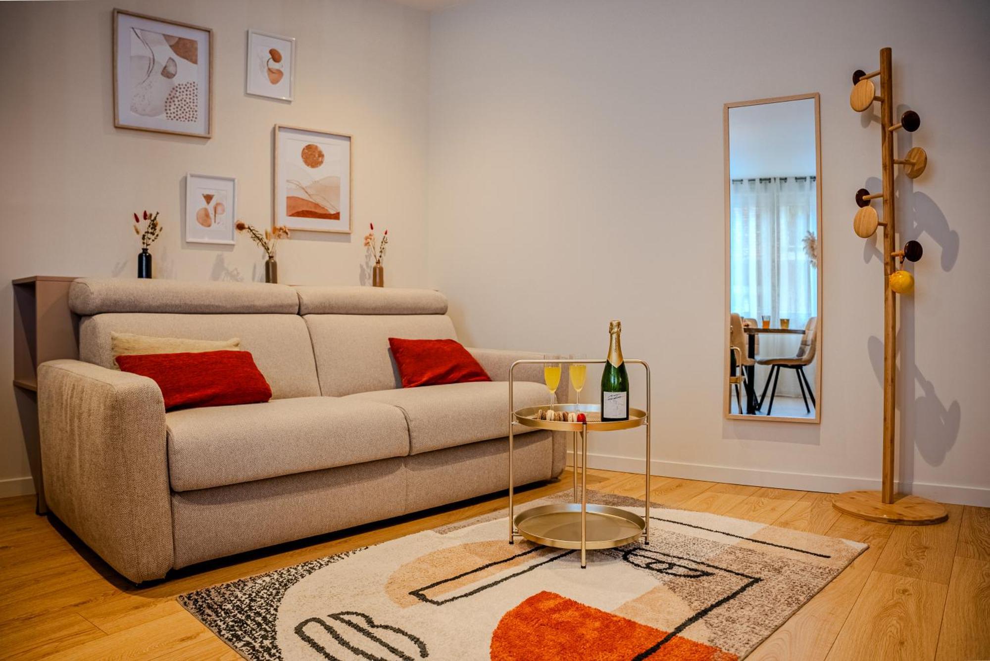 Appartement Au Duplex D'Or Centre Historique à Besançon Extérieur photo